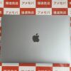 MacBook Pro 13インチ M1 2020 1TB 16GBメモリー A2338-正面