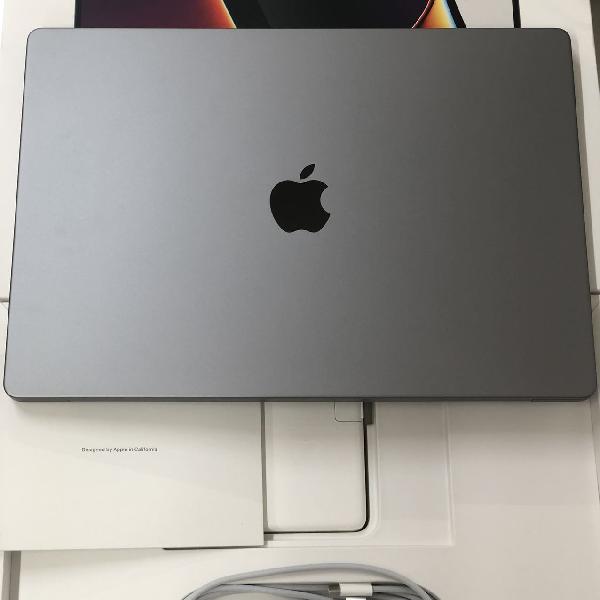 MacBook Pro 16インチ 2021 M1 Proチップ 16GBメモリ 512GB SSD MK183J/A A2485 新品同様-正面