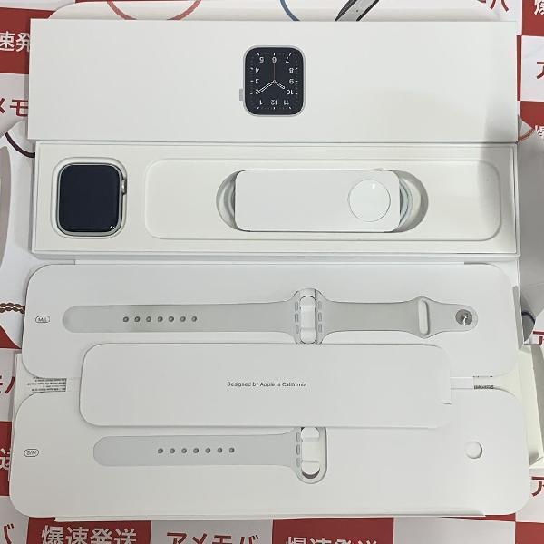Apple Watch SE GPSモデル 44mm MYDQ2J/A A2352-正面