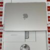 MacBook Air M2 2022 13.6インチ 16GBメモリ 512GB SSD Z15Z004G 新品同様-正面