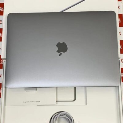 MacBook Pro 13インチ 2019 Thunderbolt 3ポートx 2  1.4GHz クアッドコアIntel Core i5 16GBメモリ 128GB SSD Z0W40006P A2159
