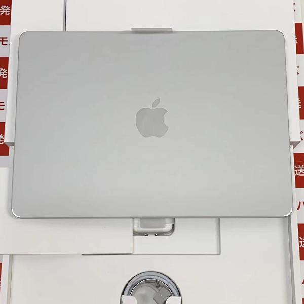 MacBook Air M2 2022 13.6インチ 8GBメモリ 512GB SSD MLY03J/A A2681 未使用品-正面
